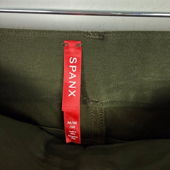 NWT Spanx Stretch Twill Ankle Cargo Pants in Darkened Olive Size Medium M NEW - Picture 9 of 13